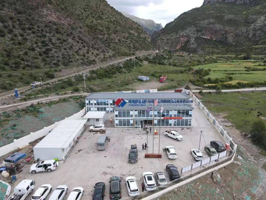 KNOW-HOW GROUP объединяет усилия с 8-м бюро гидроэнергетики для строительства железной дороги Сычуань-Тибет